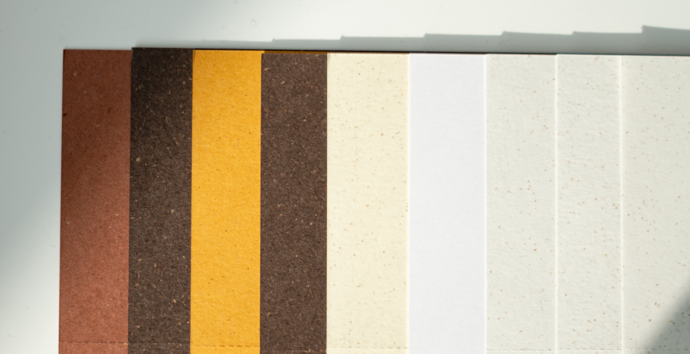 Gmund speciaal papier naast elkaar structuur textuur en kleur