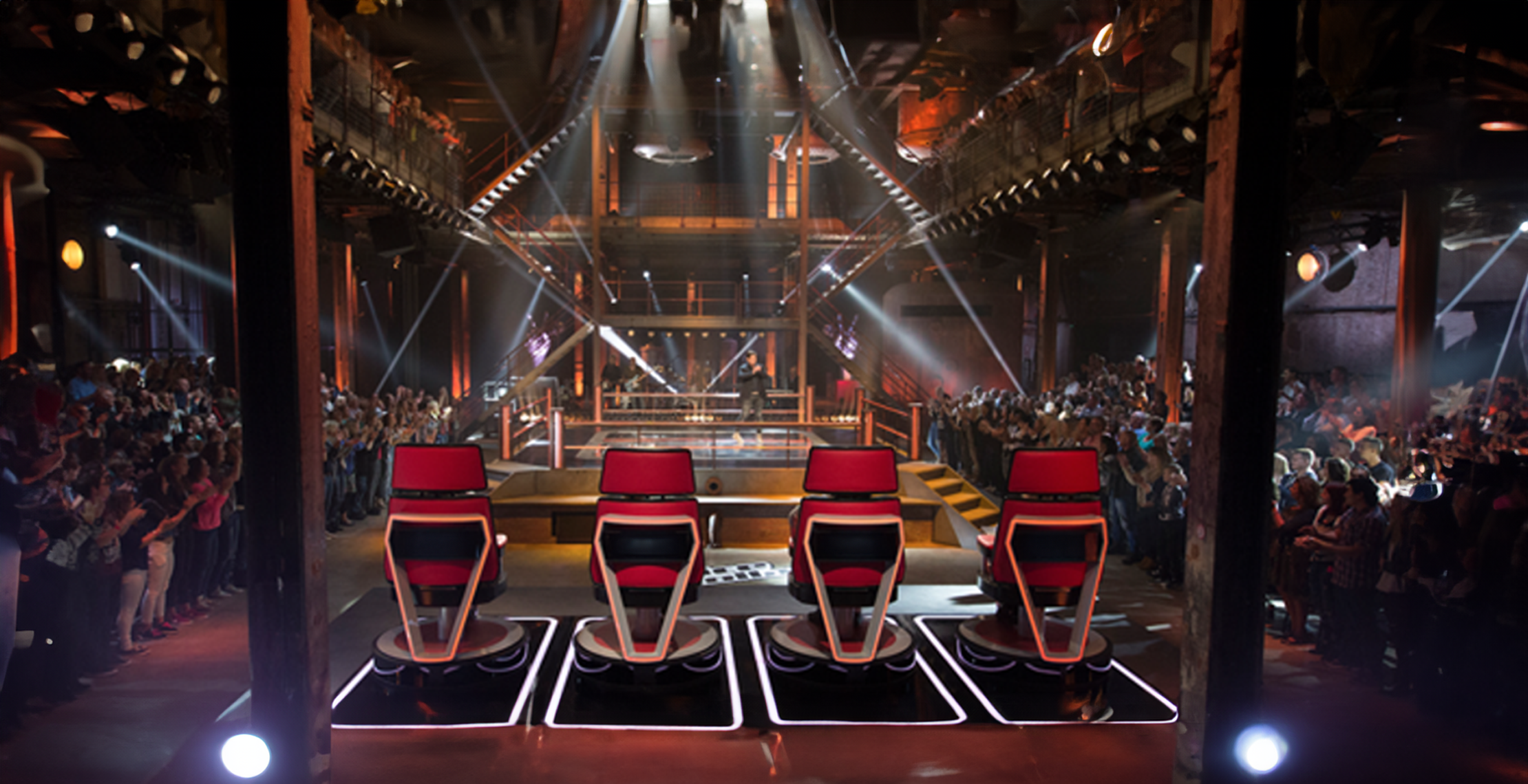 the voice of holland in sugarcity met lichten stoelen en publiek