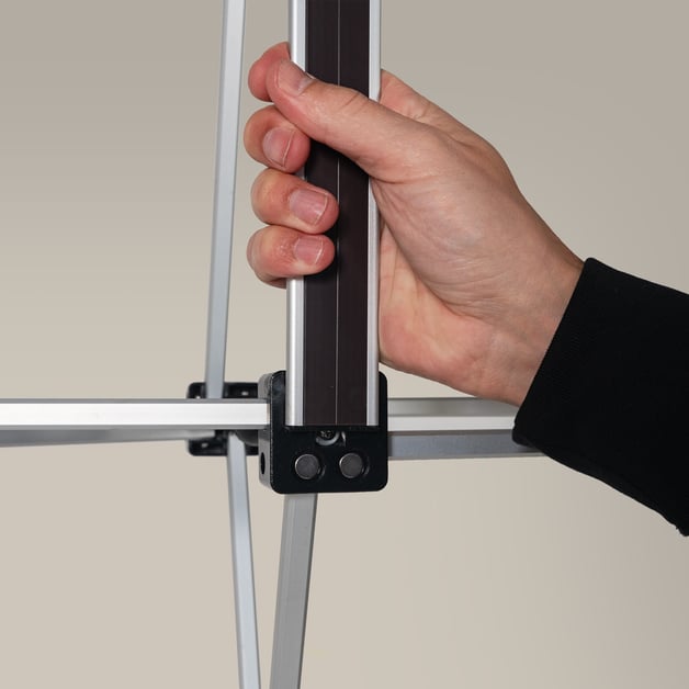 pop up wand vastzetten