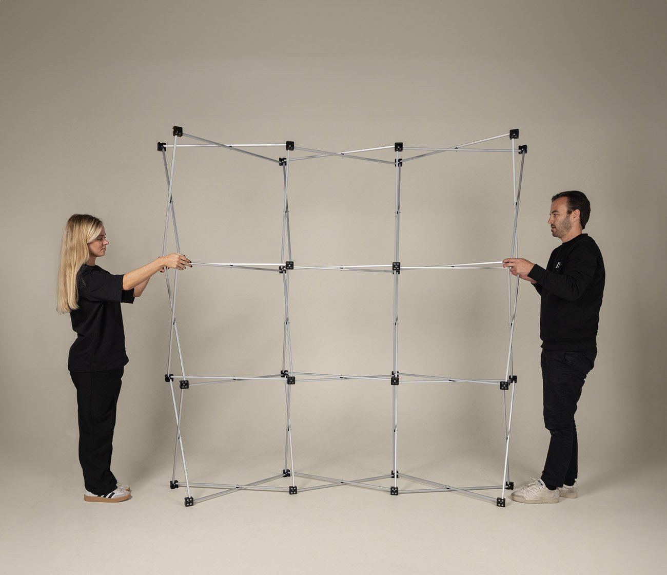 Kies het juiste formaat pop-up wand bij Drukbedrijf