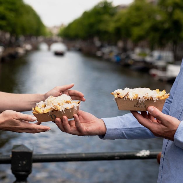 Gepersonaliseerde frietbakjes voor snacks en horeca
