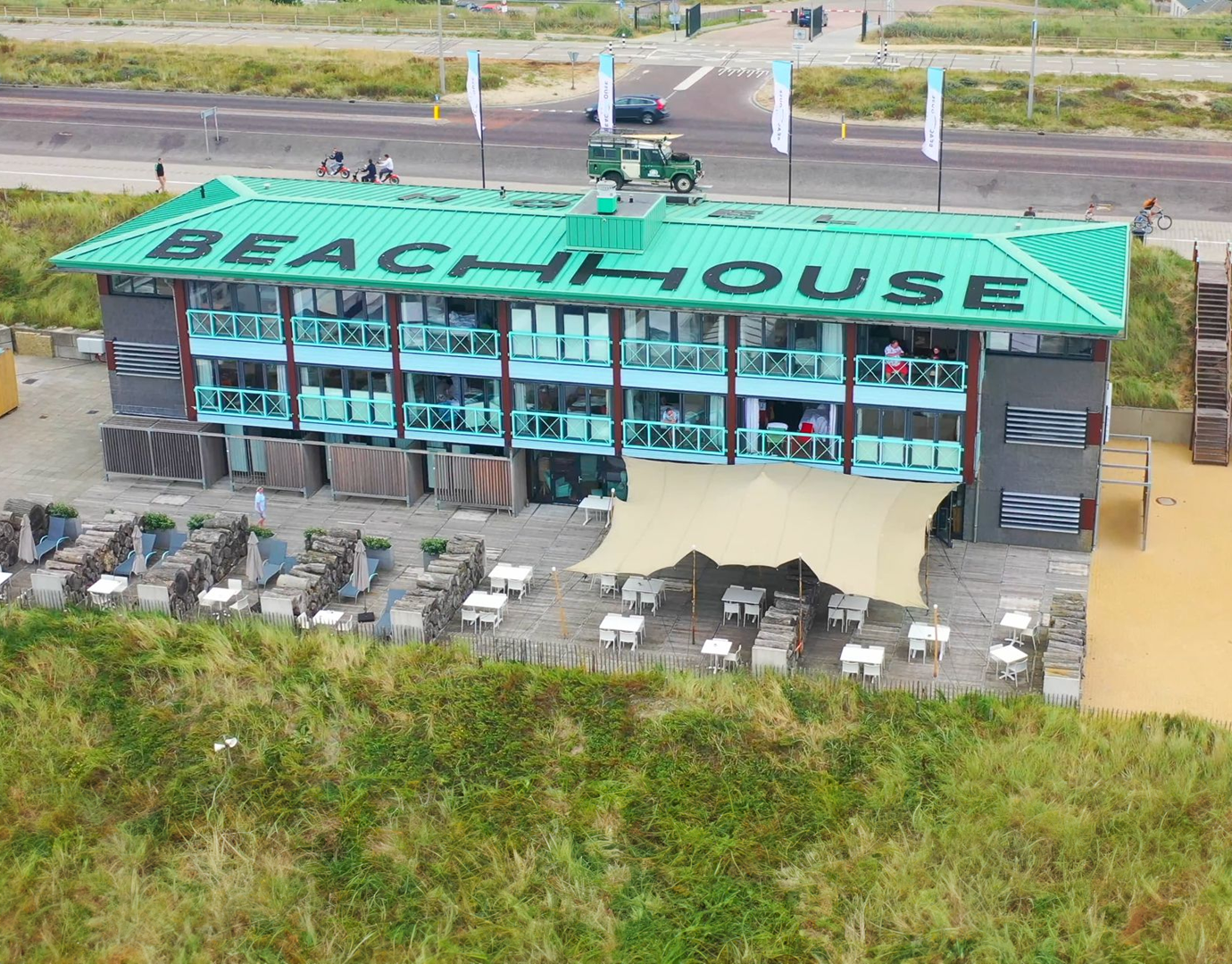 Signing Beachhouse Hotel Zandvoort