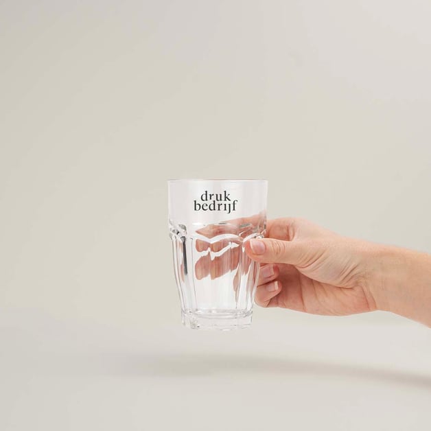 Creatieve drinkglazen voor festivals en borrels