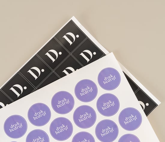 Gepersonaliseerde stickers op vel