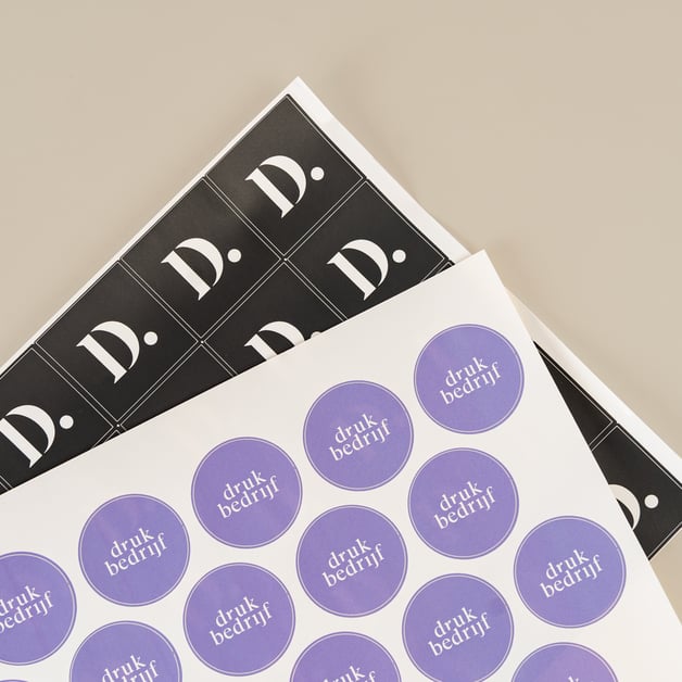 Gepersonaliseerde stickers op vel