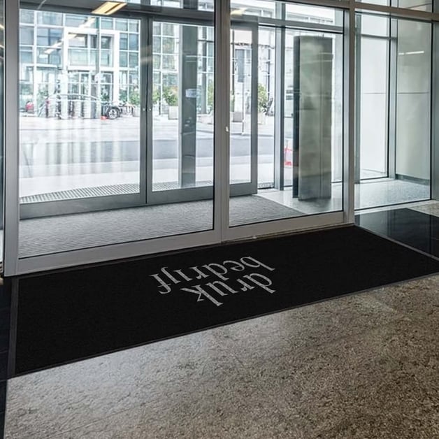 Gepersonaliseerde droogloopmat met logo