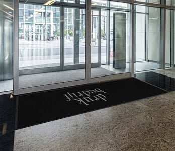 Gepersonaliseerde droogloopmat met logo