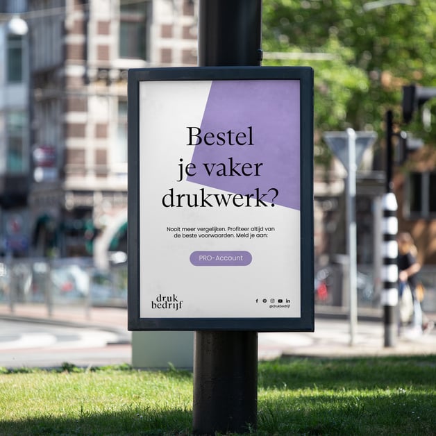 Blueback poster abri