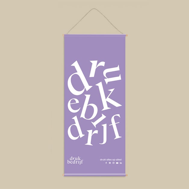 Opvallende banner voor merkpromotie binnen