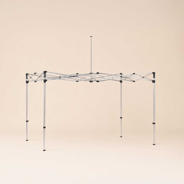 Uitgeklapt aluminium tentframe