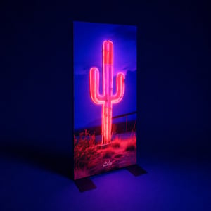 Neon print textieldoek met blacklight verlichten