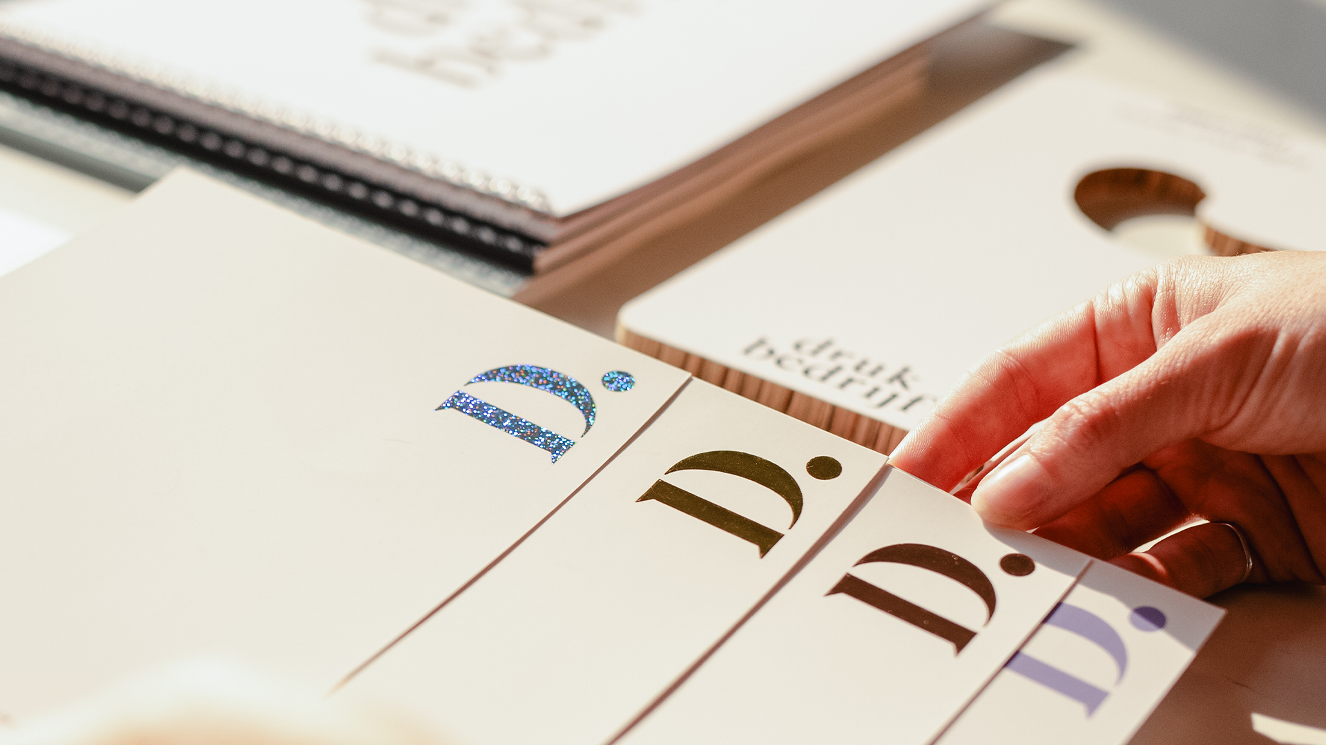 Geef je drukwerk extra glans met Scodix foliedruk