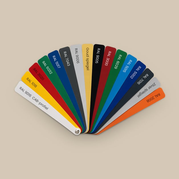 gekleurde doosletters