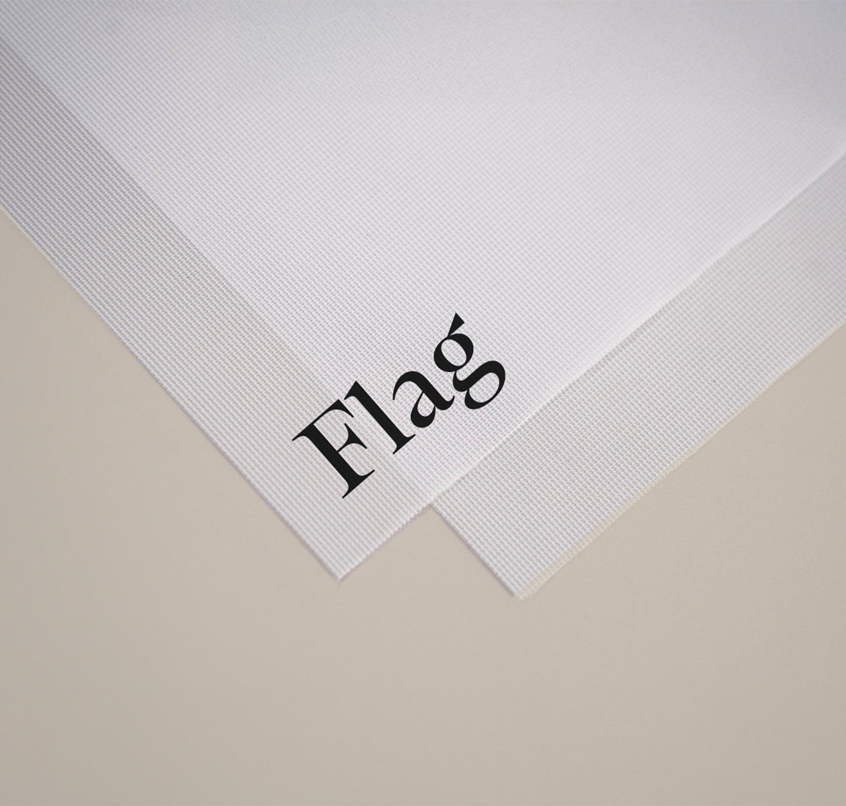 vlaggendoek bedrukt voorbeeld wit dubbel zodat je beide zijdes ziet.