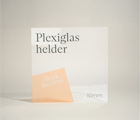 helder plexiglas