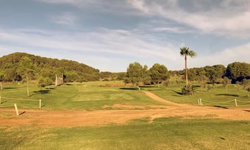 1st hole at Son Parc golf course