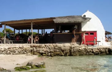 Los Bucaneros beach bar at Binibeca Nou