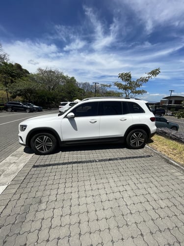 mercedes-benz glb 200 2020 Image 2