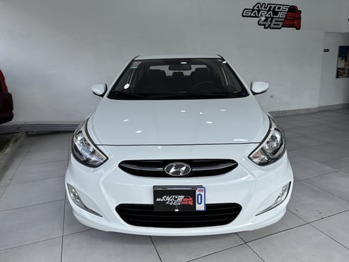 HYUNDAI accent 2016 Image 3
