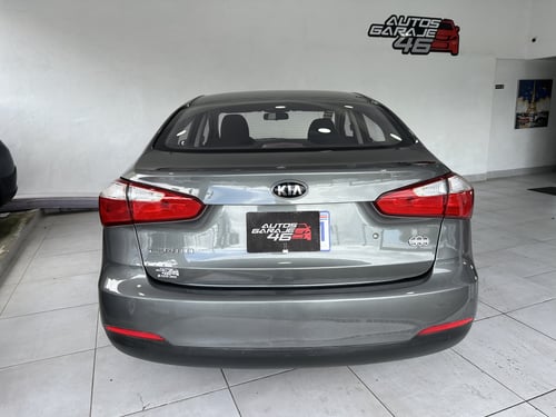 KIA CERATO AT 2015 Image 4