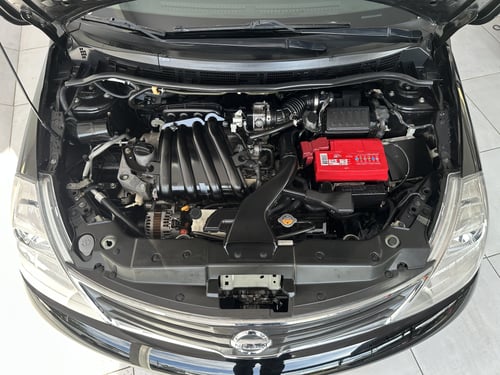 NISSAN TIIDA 2013 Image 7