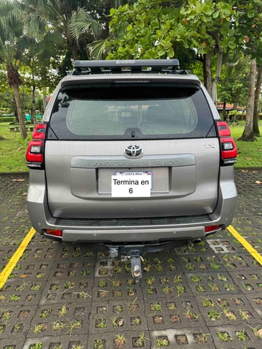 toyota land cruiser prado 2019 Image 6