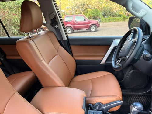 toyota land cruiser prado 2023 Image 7