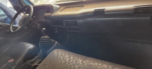 isuzu npr 2008 Image 3