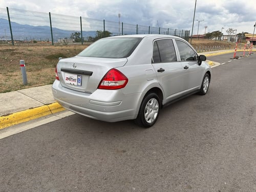 nissan tiida 2018 Image 5