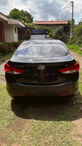 hyundai avante 2011 Image 4