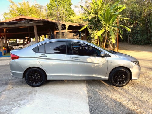 honda city 2018 Image 4