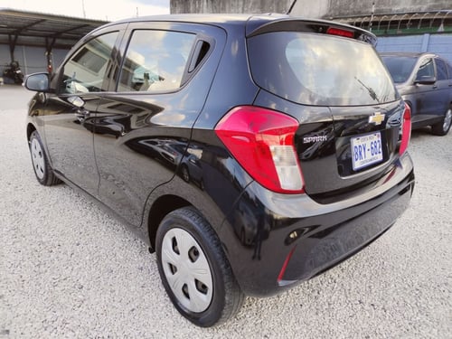 chevrolet spark 2018 Image 3
