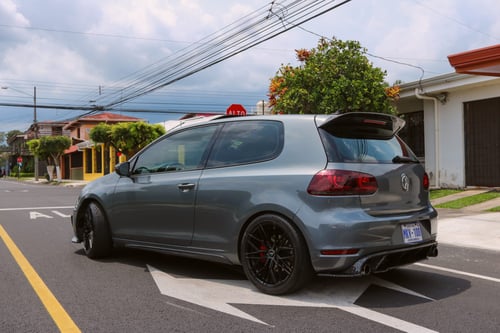 volkswagen golf gti 2010 Image 3