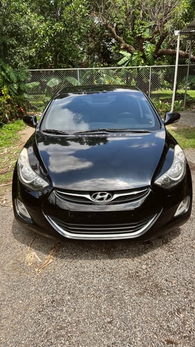hyundai avante 2011 Image 3