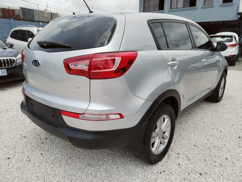 kia sportage 2011 Image 5