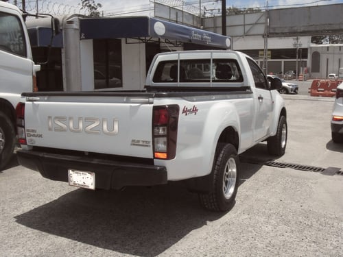isuzu dmax 2018 Image 3