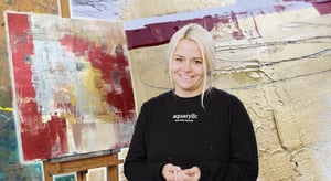 Thumbnail: Perlglanzfarben in der abstrakten Malerei