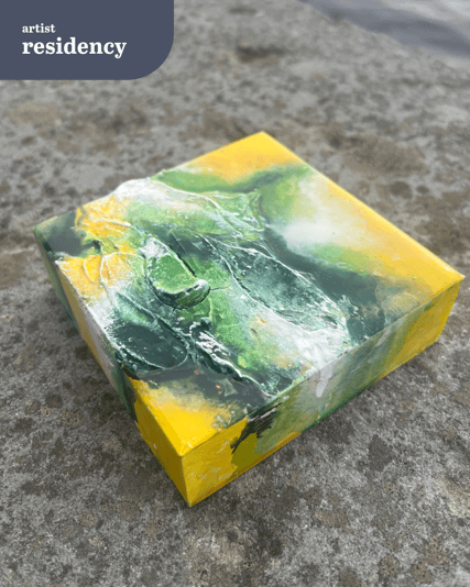 A11EE387-AB59-4029-910B-0A1D6AB9DEDF