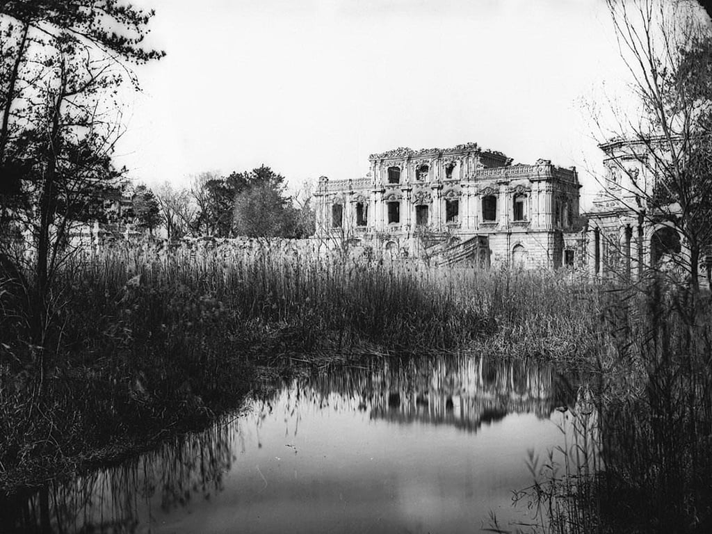 Xieqiqu Ruins Of Yuanmingyuan, Old Summer Palace — Yuanmingyuan Summer Palace