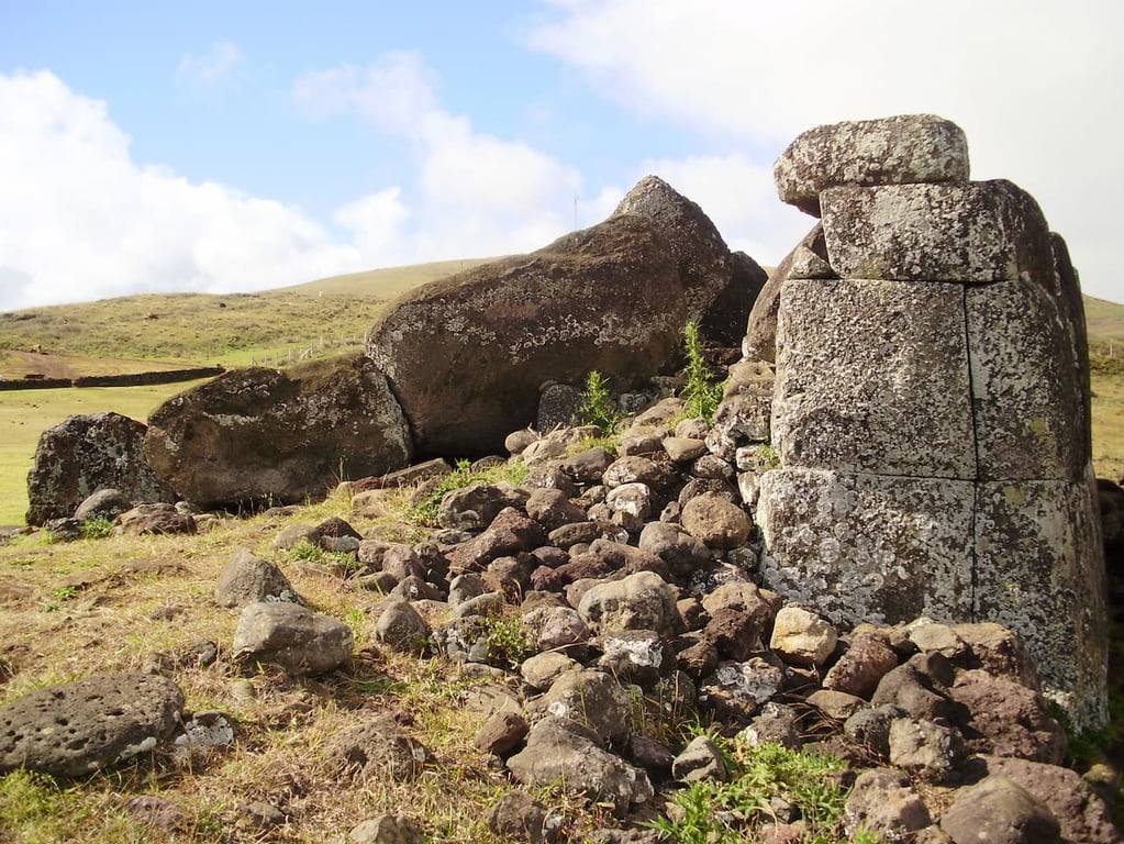 Ahu Vinapu Fallen Moai Statue — Ahu Vinapu