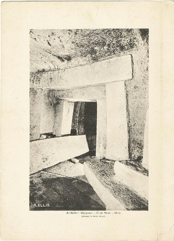Al Saflieni Hypogeum Hal Saflieni Hypogeum Passage 113 Wm 98955744 — Ħal Saflieni Hypogeum