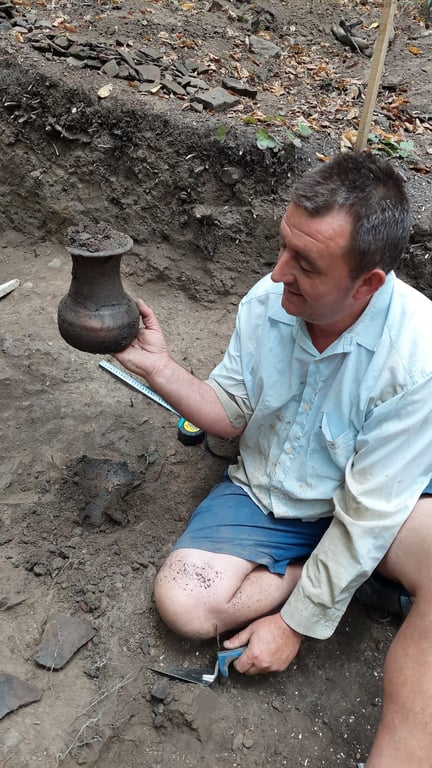 Ancient Artifact Discovered Tilisca — Day 6, Dacian Archaeology