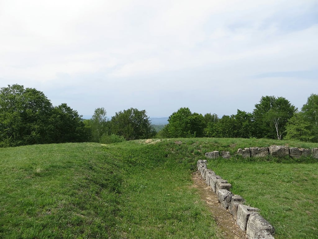 Blidaru Fortress Interior View 122 Wm 28307249 — Blidaru Fortress