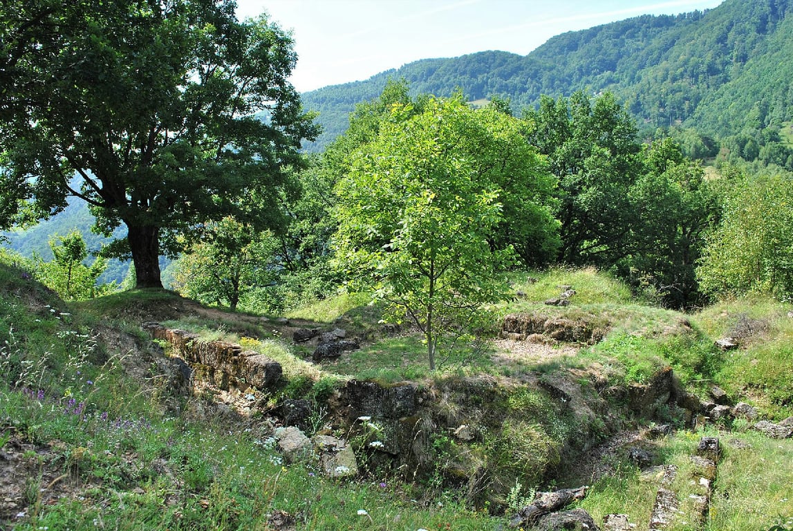 Cetatea Dacic De La Cplna Info Panel 125 Wm 94623836 — Cetatea Dacică de la Căpâlna