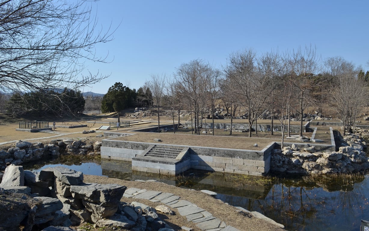 Courtyard Yuanmingyuan Ruins — Yuanmingyuan Summer Palace