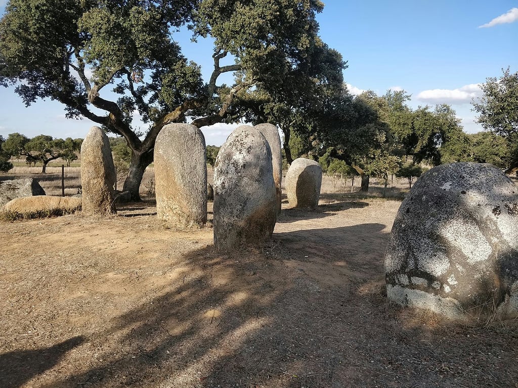 Cromeleque De Vale Maria Do Me Stone Circle 3 152 Wm 83118145 — Cromeleque de Vale Maria do Meio