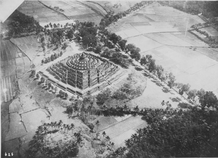Old Hellicopter View Borobudur Temple Indonesia — Borobudur Temple