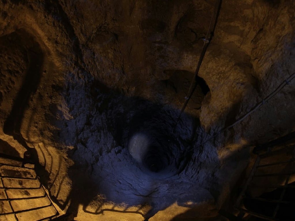 Derinkuyu Underground City Rock Formations 136 Wm 31072273 — Derinkuyu Underground City