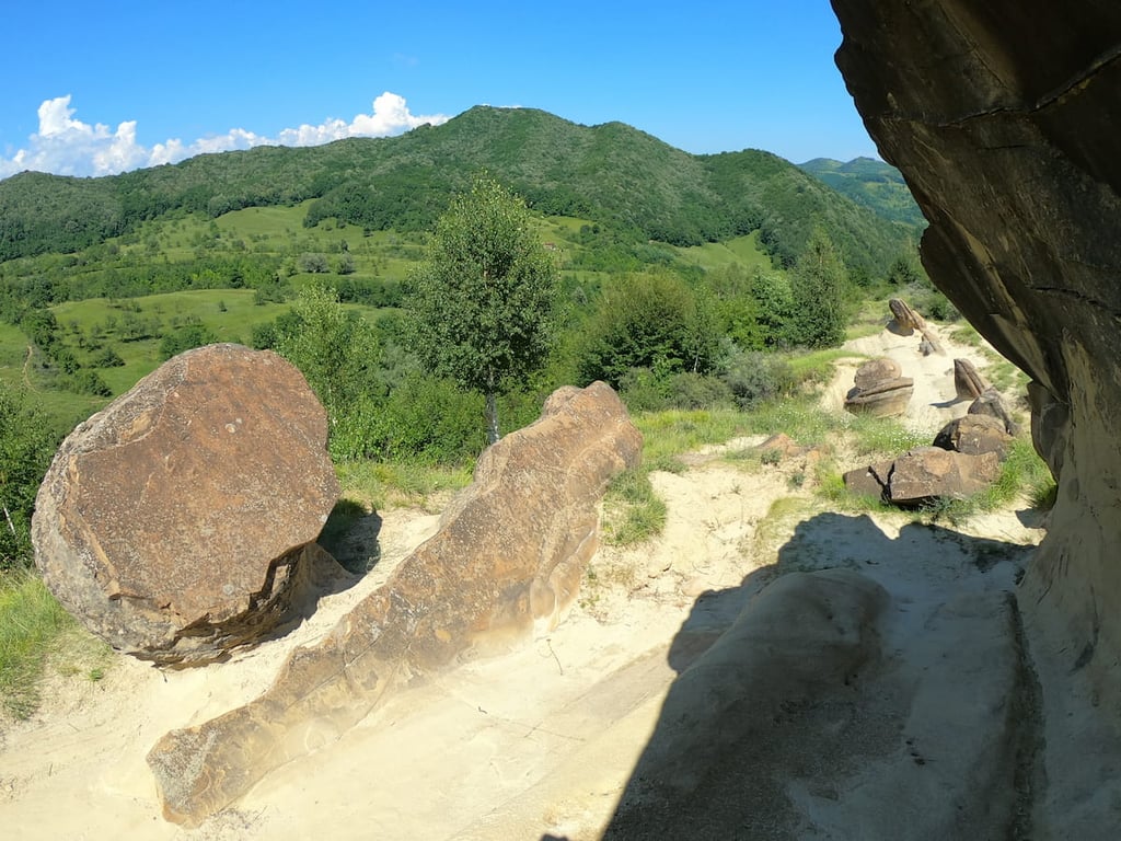 Different Trovants Shapes Concretion Base — Trovants of Ulmet