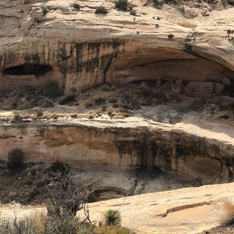 Megalithic Butler Wash Usa — Butler Wash